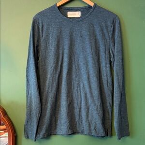 Abercrombie & Fitch Teal Soft Long Sleeve Tee Knit Basic